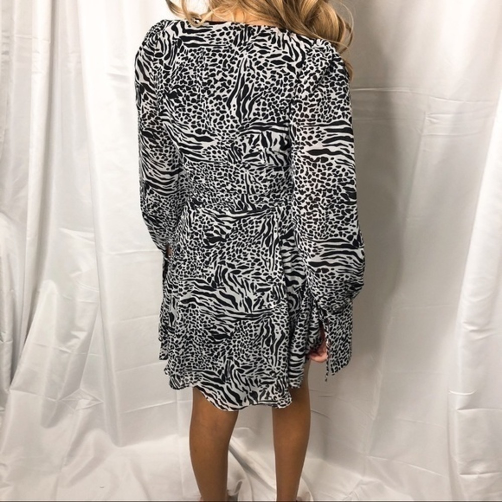 Zebra print mini dress​ - Picture 9 of 11